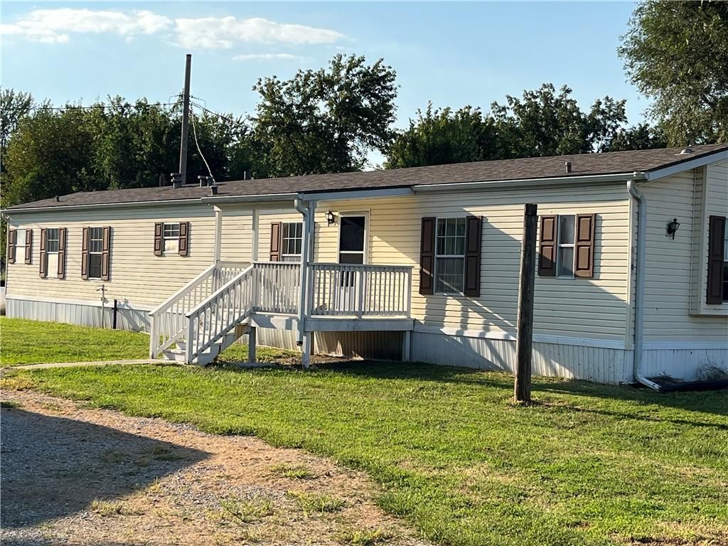 4704 N Adams Road, Independence, MO 64058