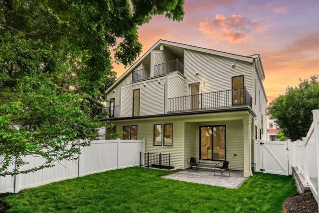 34 West Street B, Newton, MA 02458