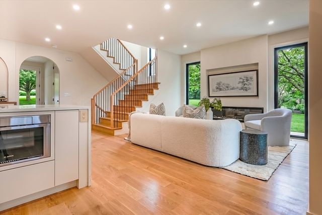 34 West Street B, Newton, MA 02458