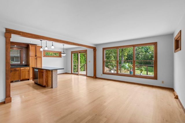 3404 Owasso Street, Shoreview, MN 55126