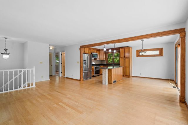 3404 Owasso Street, Shoreview, MN 55126
