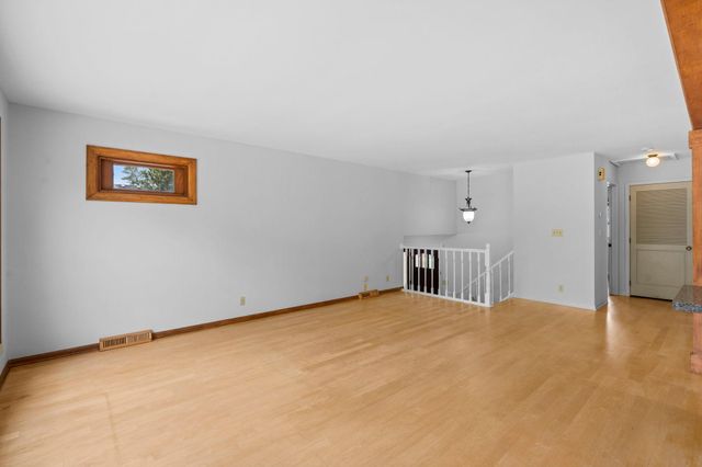 3404 Owasso Street, Shoreview, MN 55126