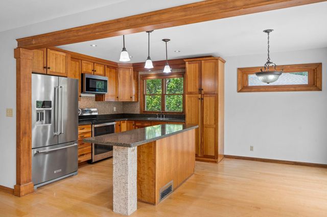 3404 Owasso Street, Shoreview, MN 55126