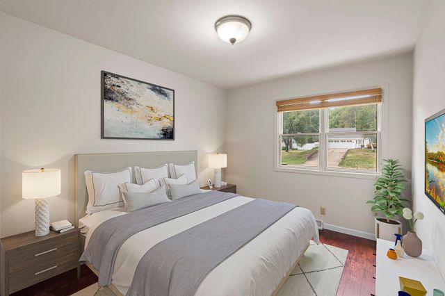 3404 Owasso Street, Shoreview, MN 55126