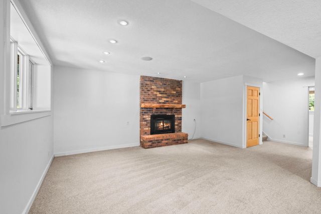 3404 Owasso Street, Shoreview, MN 55126