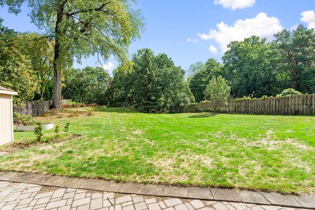 3404 Owasso Street, Shoreview, MN 55126