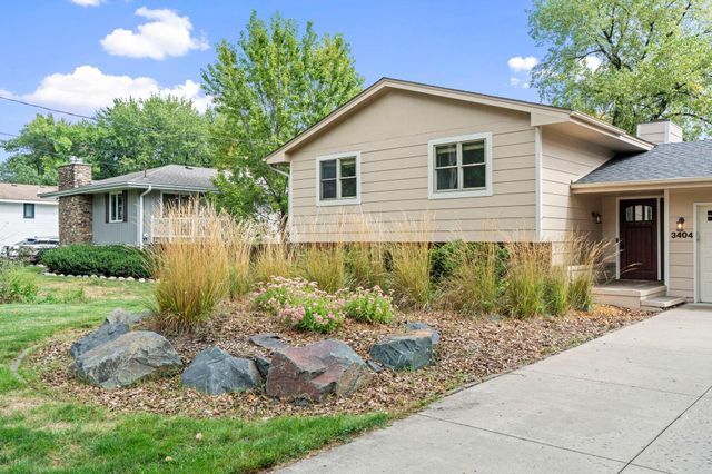 3404 Owasso Street, Shoreview, MN 55126