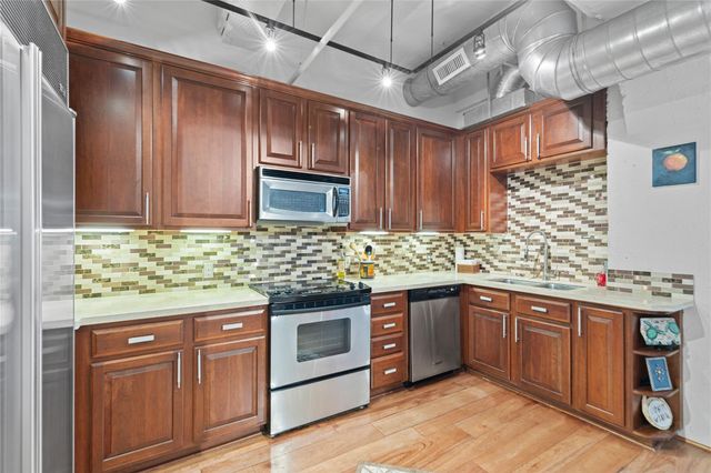 711 Main Street 501, Houston, TX 77002