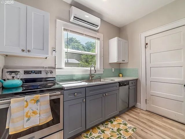 577 MADISON St, Eugene, OR 97402