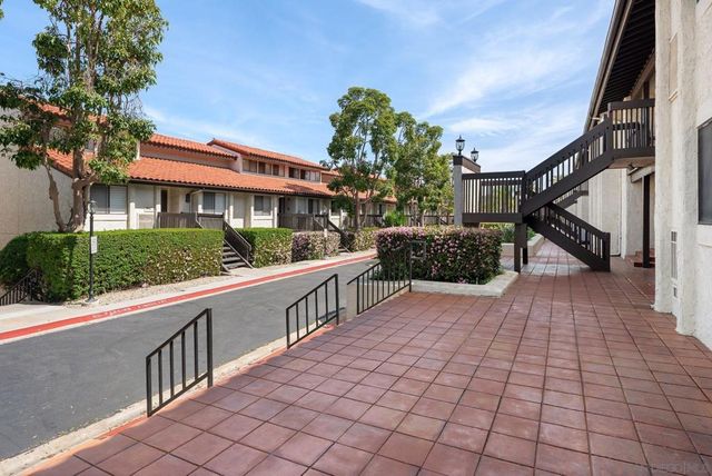 2506 Navarra Drive 623, Carlsbad, CA 92009