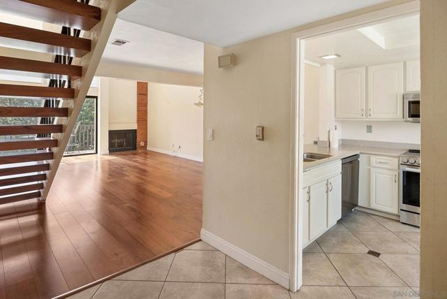 2506 Navarra Drive 623, Carlsbad, CA 92009