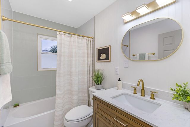 6495 Balsam Drive, Reynoldsburg, OH 43068