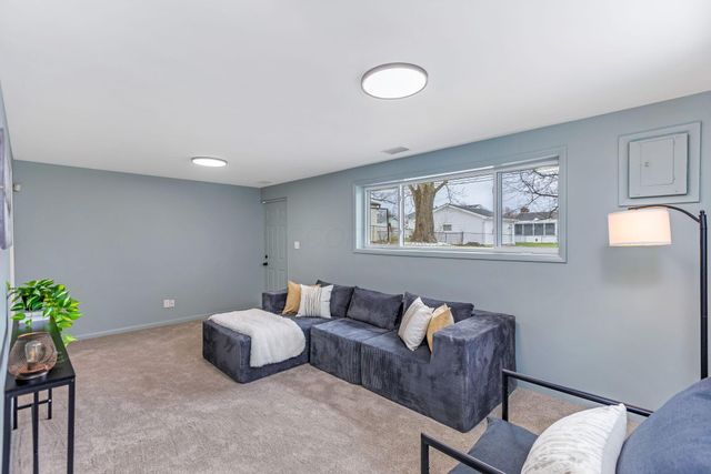 6495 Balsam Drive, Reynoldsburg, OH 43068