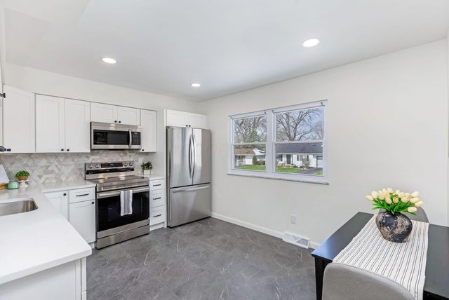 6495 Balsam Drive, Reynoldsburg, OH 43068