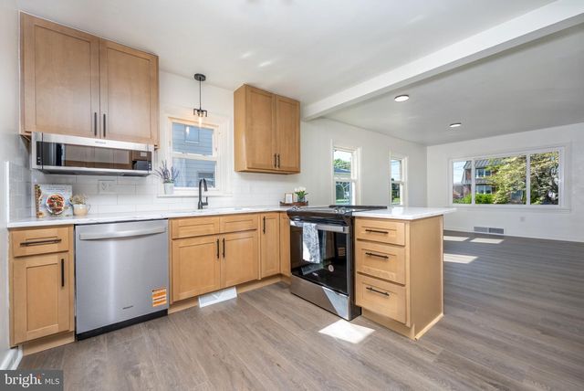 6008 CUMBERLAND HIGHWAY, Chambersburg, PA 17202