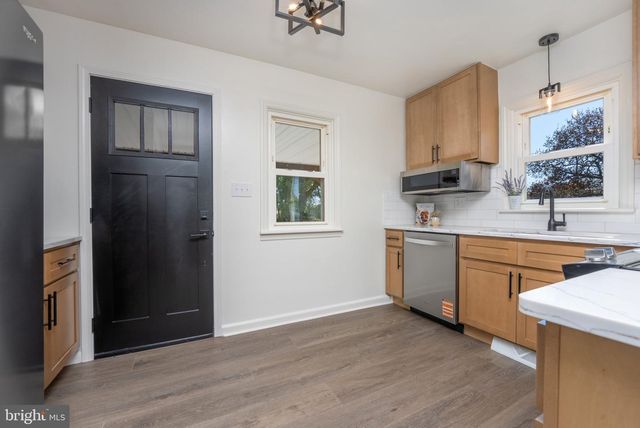 6008 CUMBERLAND HIGHWAY, Chambersburg, PA 17202