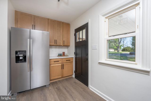 6008 CUMBERLAND HIGHWAY, Chambersburg, PA 17202