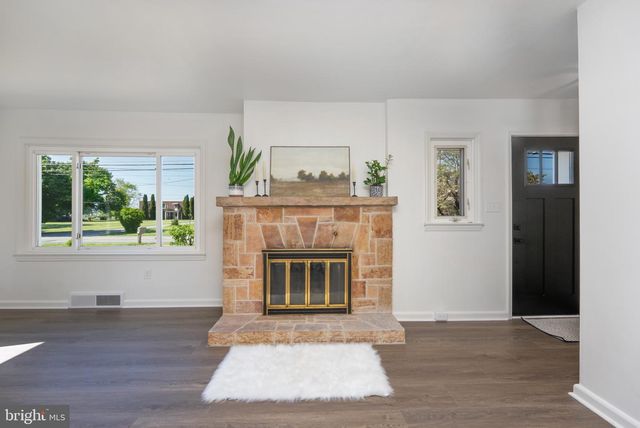 6008 CUMBERLAND HIGHWAY, Chambersburg, PA 17202