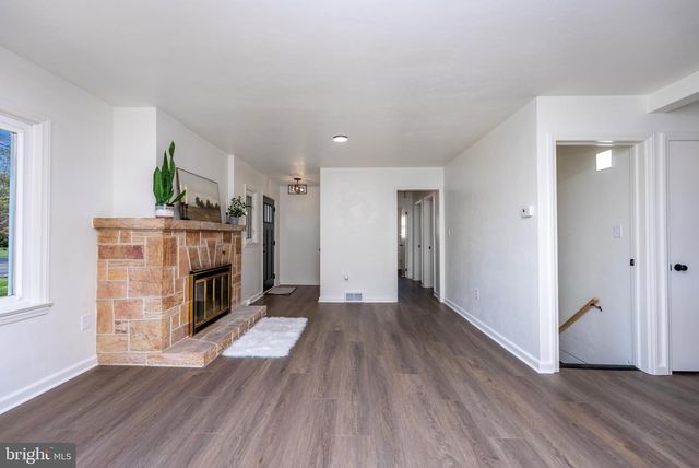 6008 CUMBERLAND HIGHWAY, Chambersburg, PA 17202
