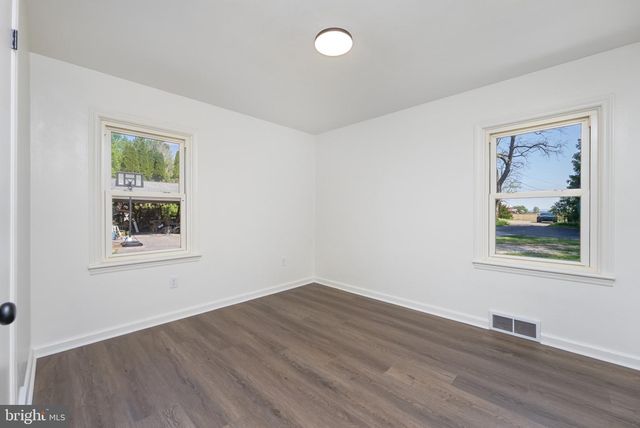 6008 CUMBERLAND HIGHWAY, Chambersburg, PA 17202