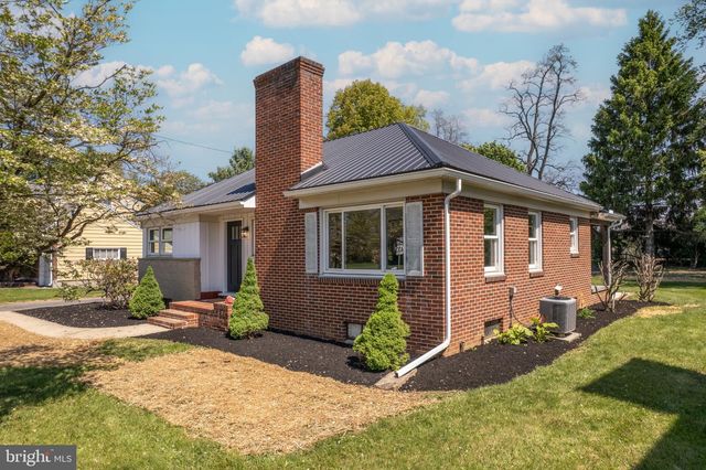 6008 CUMBERLAND HIGHWAY, Chambersburg, PA 17202