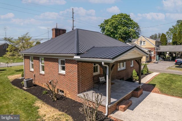 6008 CUMBERLAND HIGHWAY, Chambersburg, PA 17202