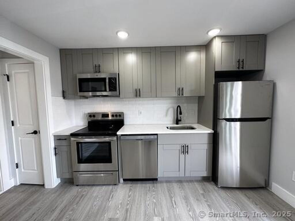 107 South Main Street B3, Norwalk, CT 06854