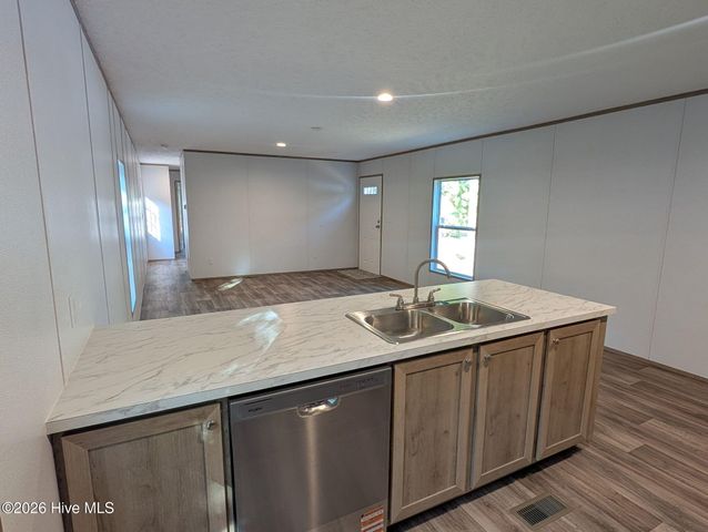 3527 Tarpon Court SE, Bolivia, NC 28422