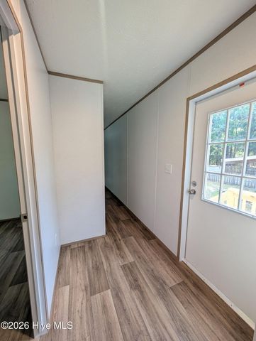 3527 Tarpon Court SE, Bolivia, NC 28422