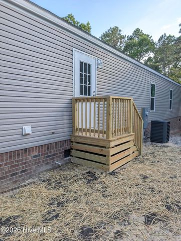 3527 Tarpon Court SE, Bolivia, NC 28422
