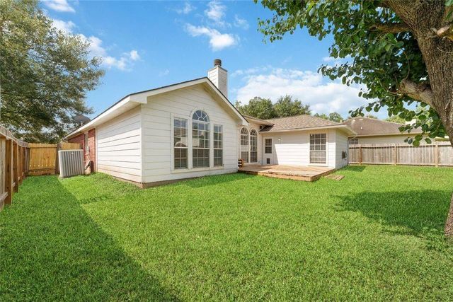 15010 Leila Oaks Lane, Houston, TX 77082