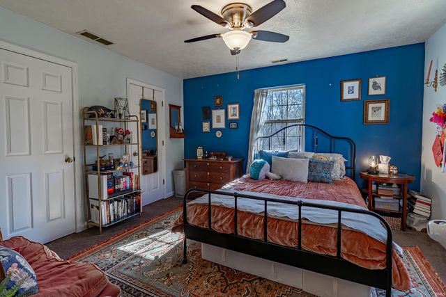 1912 S Orman Lane, Bloomfield, IN 47424