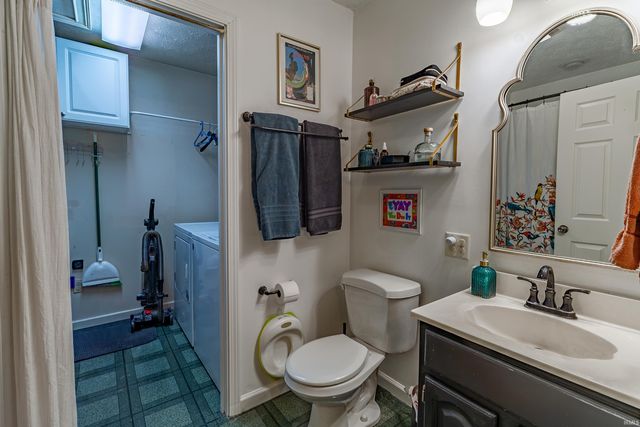 1912 S Orman Lane, Bloomfield, IN 47424
