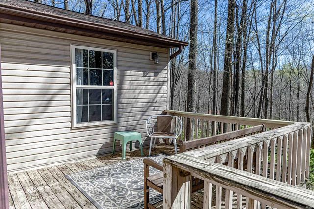1912 S Orman Lane, Bloomfield, IN 47424