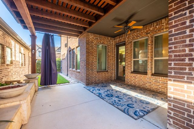 3903 Canton Jade Way, Arlington, TX 76005