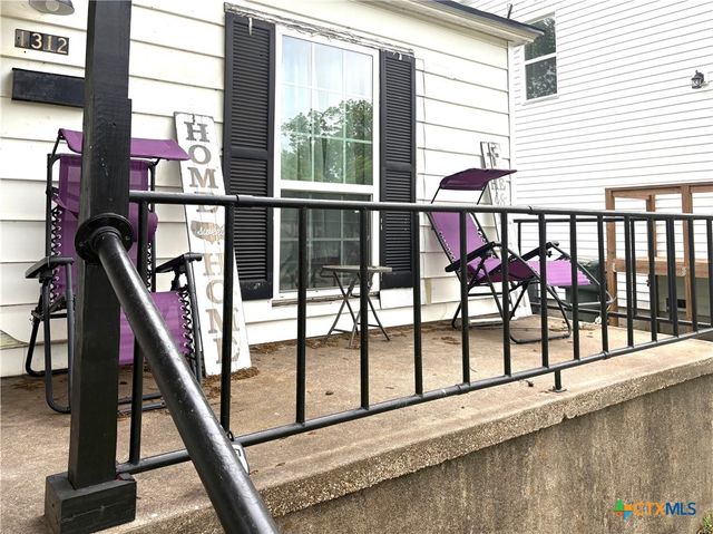 1312 S 21st Street, Temple, TX 76504