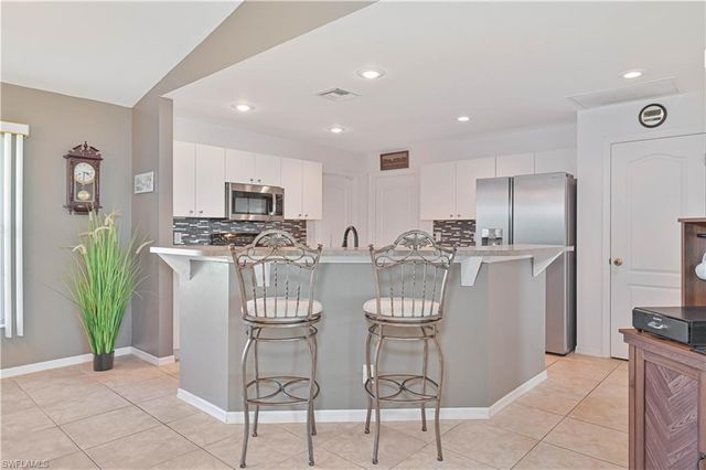 3230 NW 3rd PL, Cape Coral, FL 33993