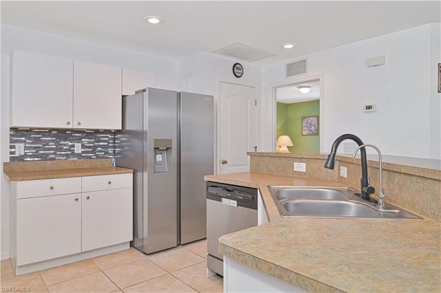 3230 NW 3rd PL, Cape Coral, FL 33993