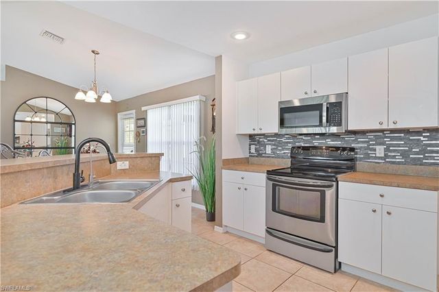 3230 NW 3rd PL, Cape Coral, FL 33993