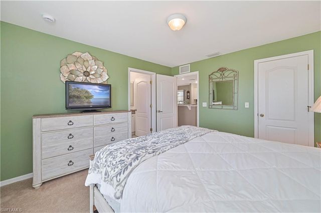 3230 NW 3rd PL, Cape Coral, FL 33993