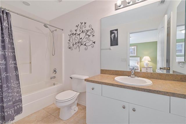 3230 NW 3rd PL, Cape Coral, FL 33993