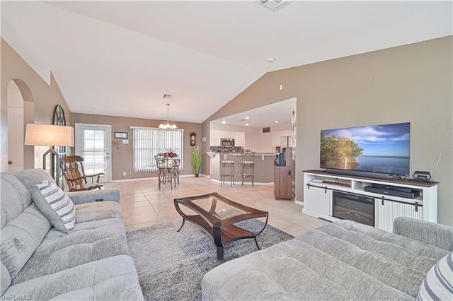 3230 NW 3rd PL, Cape Coral, FL 33993