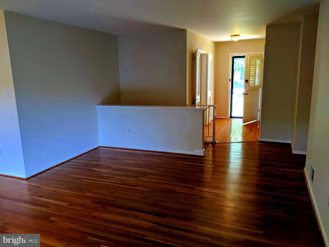 8702 THUNDERBIRD CT, Vienna, VA 22182