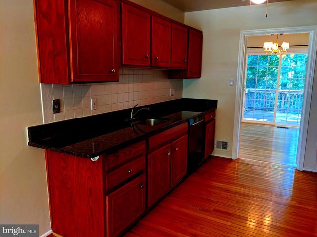 8702 THUNDERBIRD CT, Vienna, VA 22182