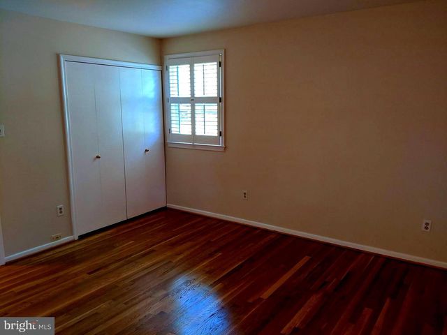 8702 THUNDERBIRD CT, Vienna, VA 22182