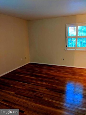 8702 THUNDERBIRD CT, Vienna, VA 22182