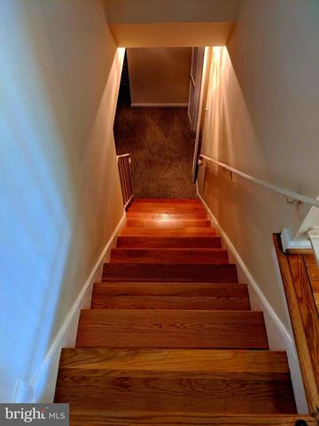8702 THUNDERBIRD CT, Vienna, VA 22182
