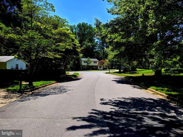 8702 THUNDERBIRD CT, Vienna, VA 22182