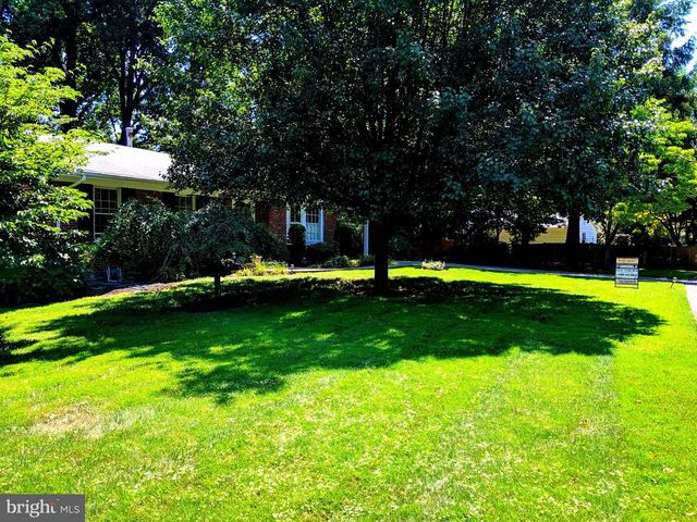 8702 THUNDERBIRD CT, Vienna, VA 22182