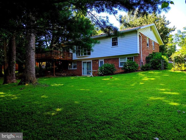 8702 THUNDERBIRD CT, Vienna, VA 22182